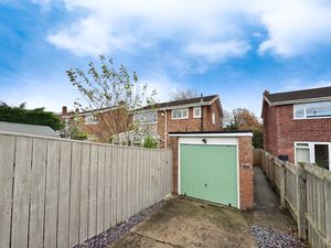 Photo 11- click for photo gallery